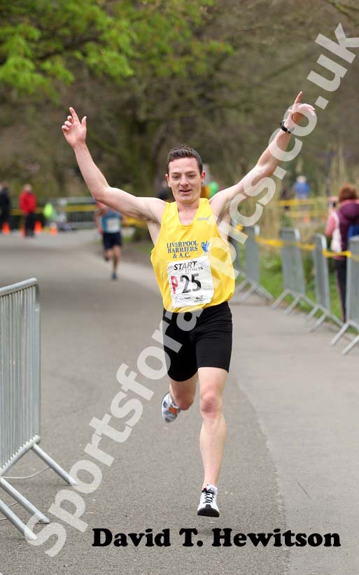 Stage 12: Liverpool Harriers winning the Northern 12 Stage Relay.